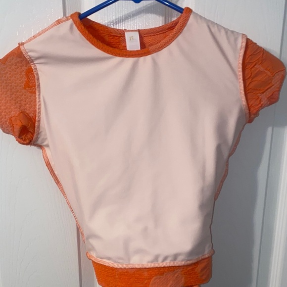 Free people Crop spf30 sun Top Rash Guard rashguard long sleeve surf orange NEW - Picture 12 of 12